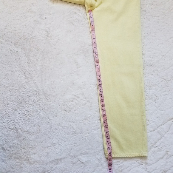 Madewell Baggy Straight Leg Jeans in Pale Daffodil - Picture 5 of 12